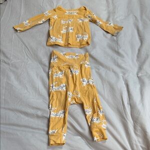 Tea Collection Matching Set
Sz 6-9 mos